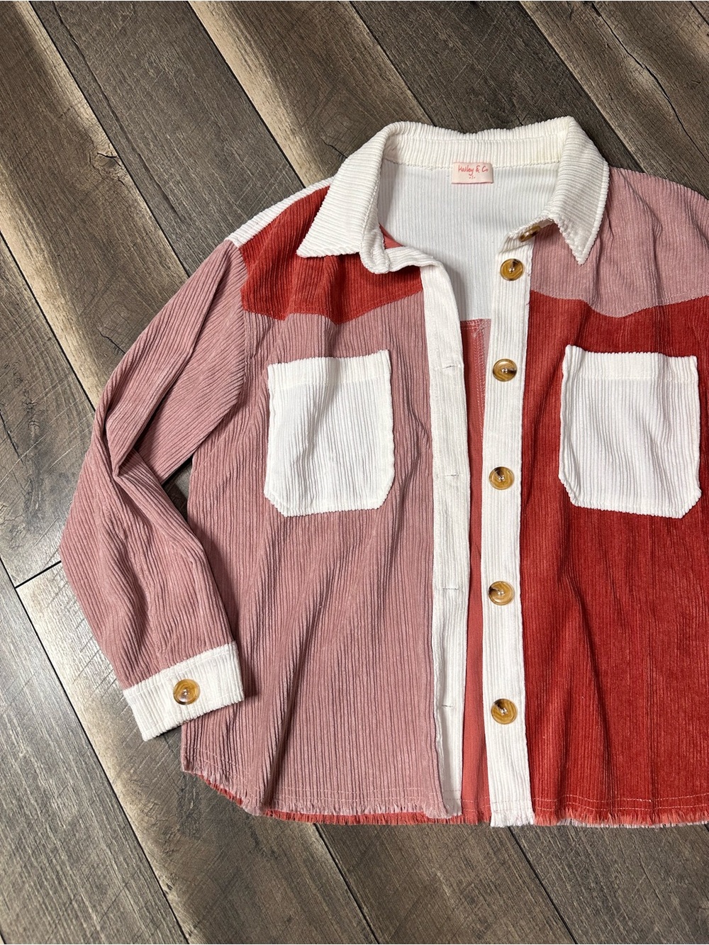 Hailey & Co Color Block Button Down - Picture 3 of 8